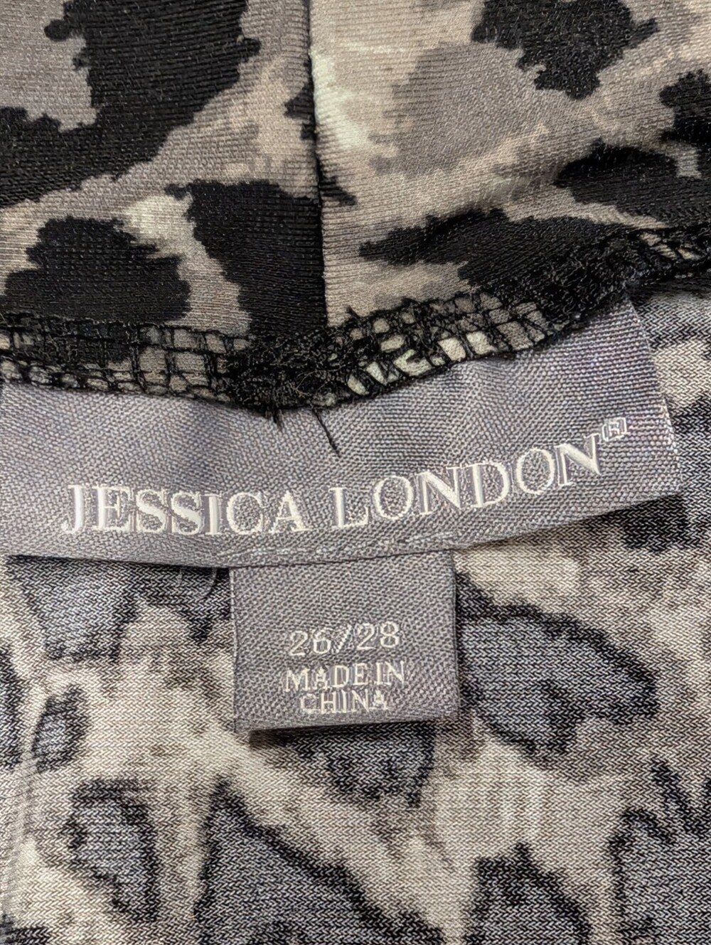 Jessica London Leopard Print Cardigan Sz 26/28 Black Gray Open Front Long Sleeve - Picture 7 of 8
